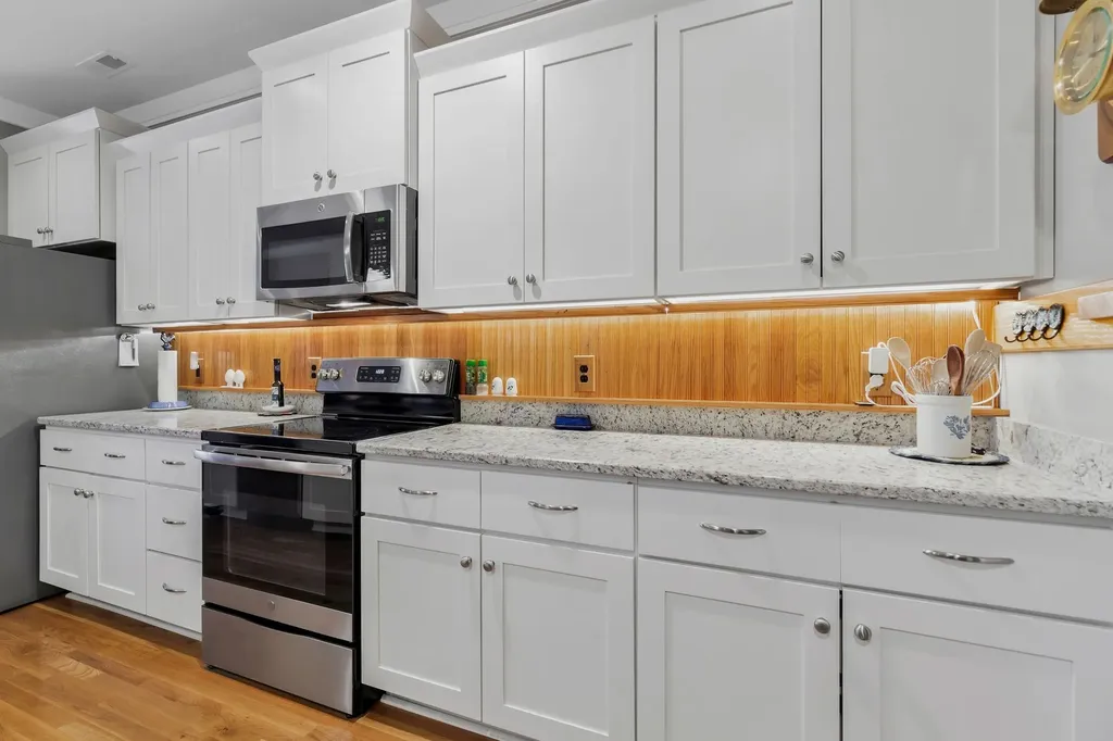 3043 Cross Gate Lane Columbia TN 38401