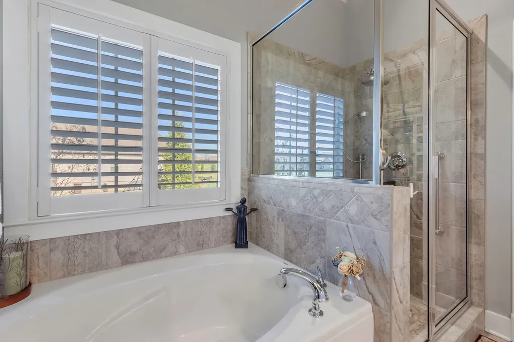 3043 Cross Gate Lane Columbia TN 38401