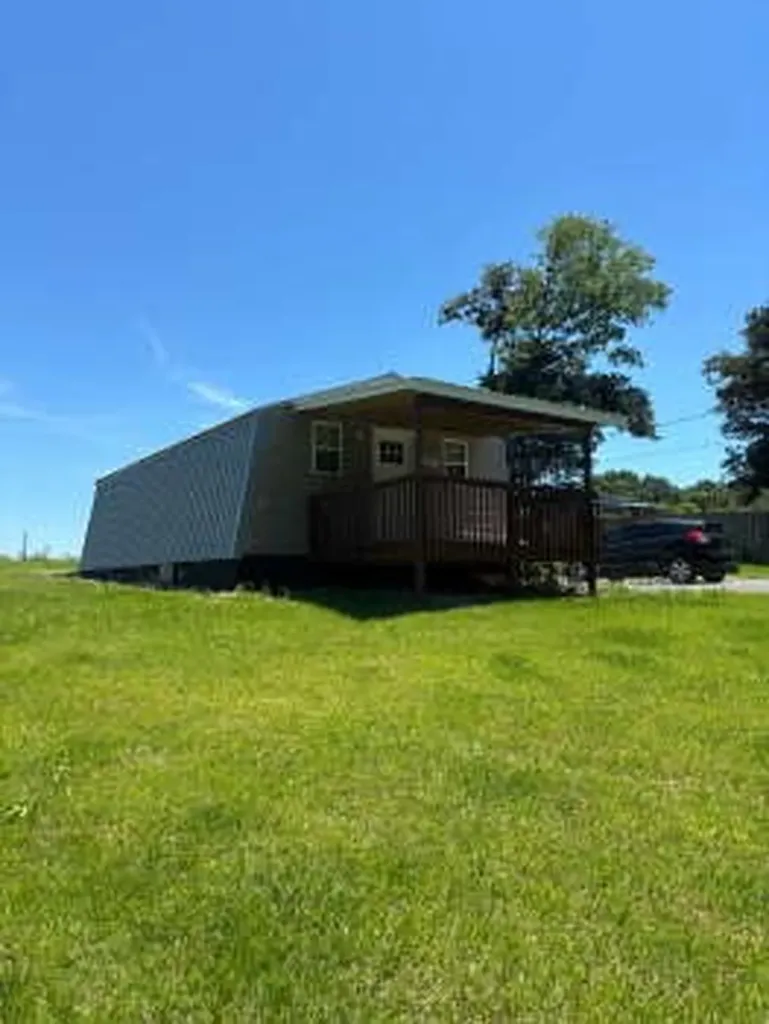 1043 Ross Lane Clarksville TN 37042