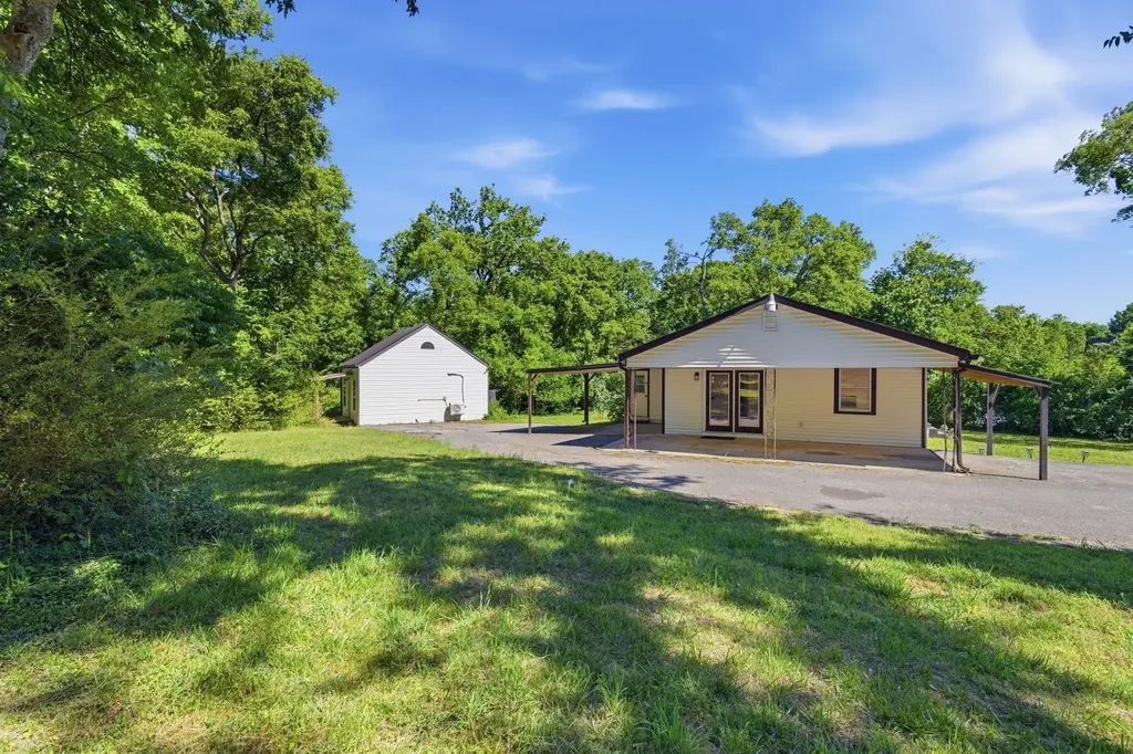 2838 Brunswick Drive Nashville TN 37207