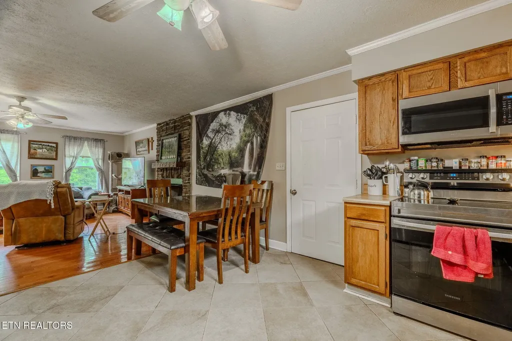298 Brock Road Maynardville TN 37807