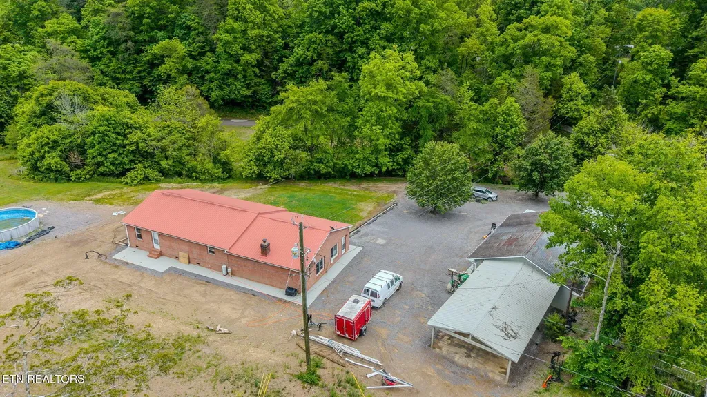 298 Brock Road Maynardville TN 37807