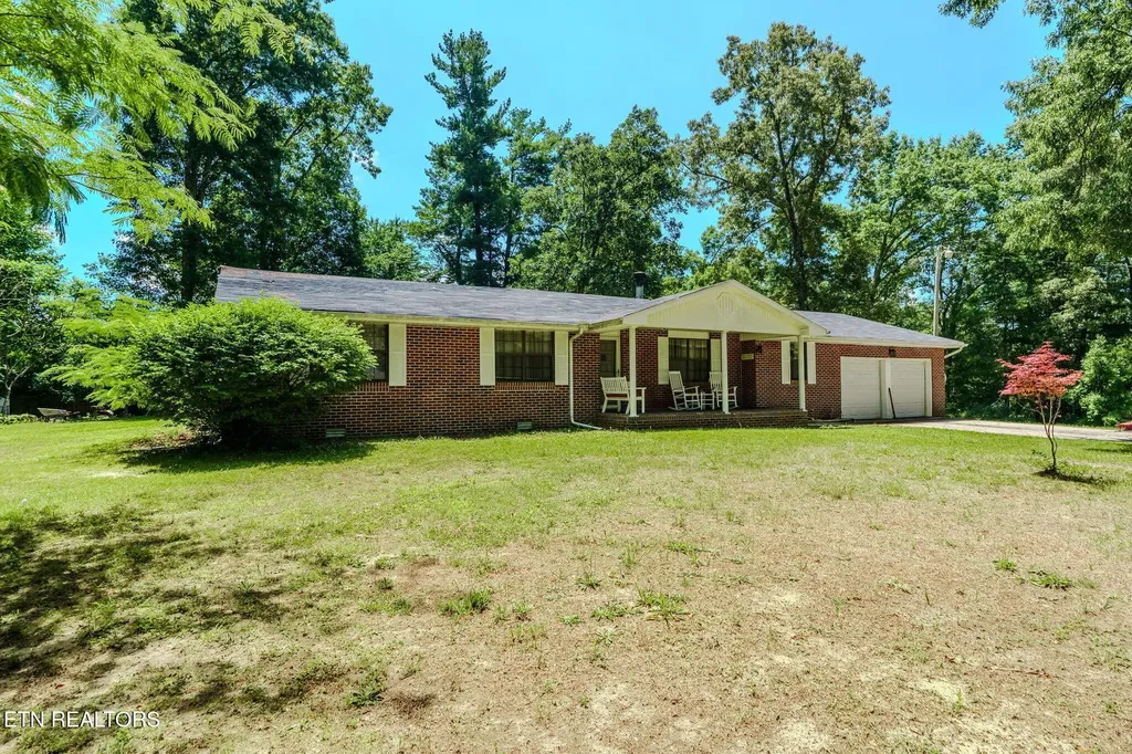 860 Mimosa Lane Crossville TN 38572