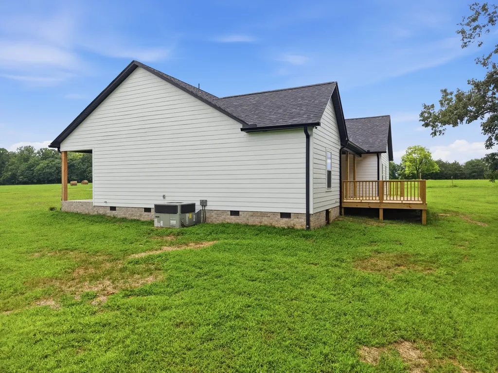 11100 H O Allison Road Baxter TN 38544