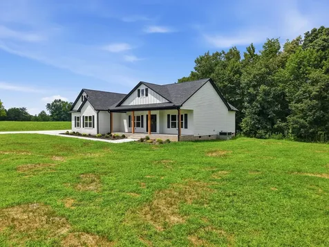 11100 H O Allison Road Baxter TN 38544