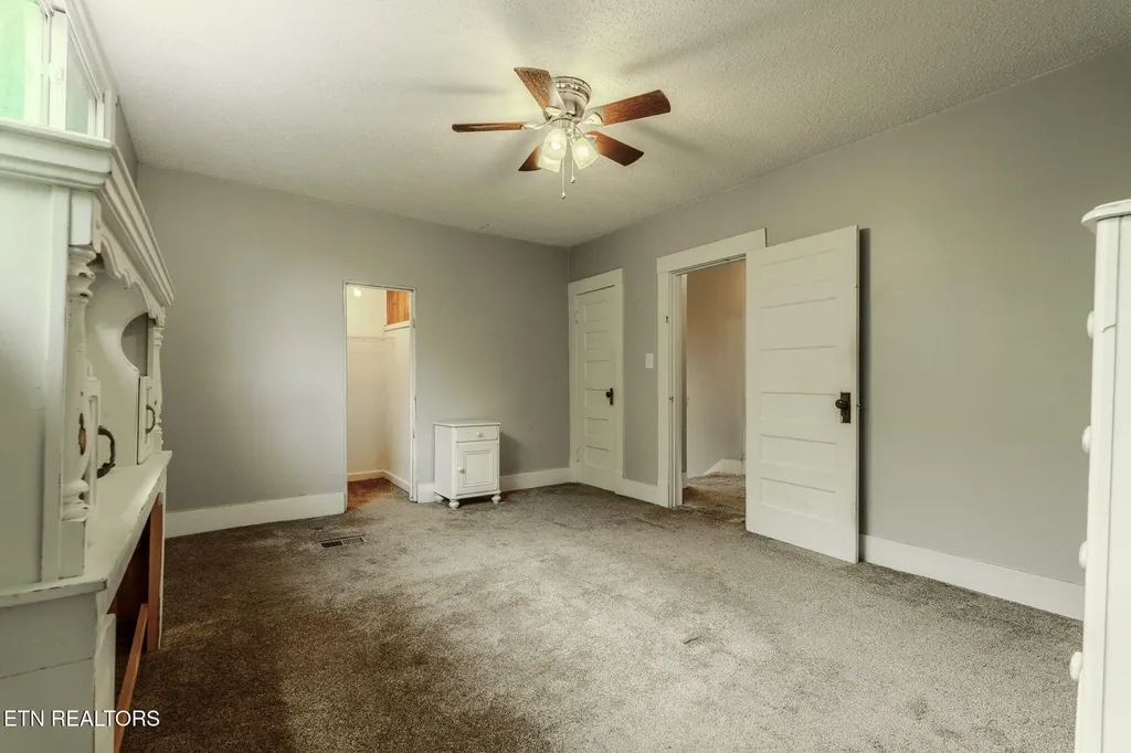 1619 Beaumont Avenue Knoxville TN 37921