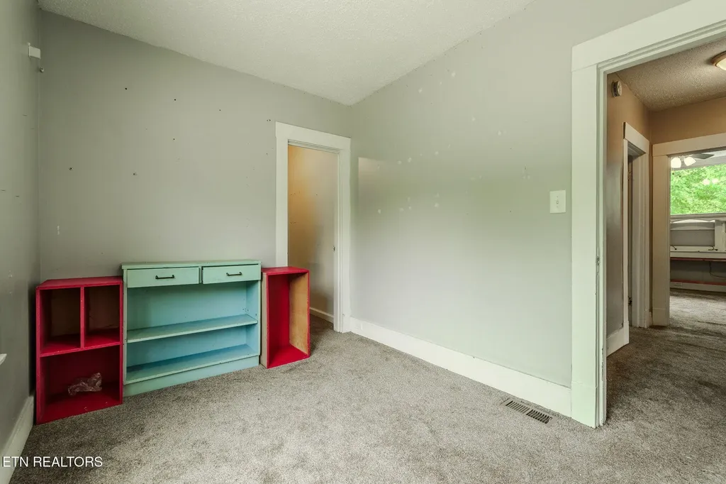 1619 Beaumont Avenue Knoxville TN 37921