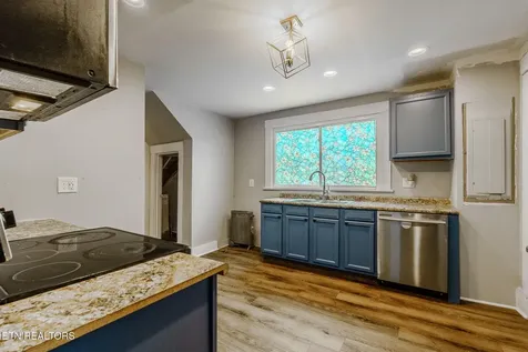 1619 Beaumont Avenue Knoxville TN 37921