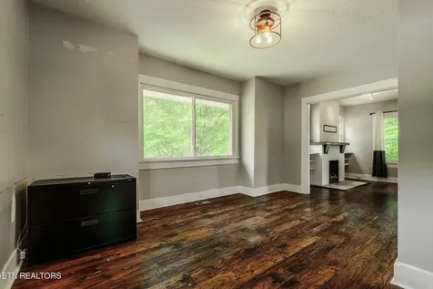 1619 Beaumont Avenue Knoxville TN 37921