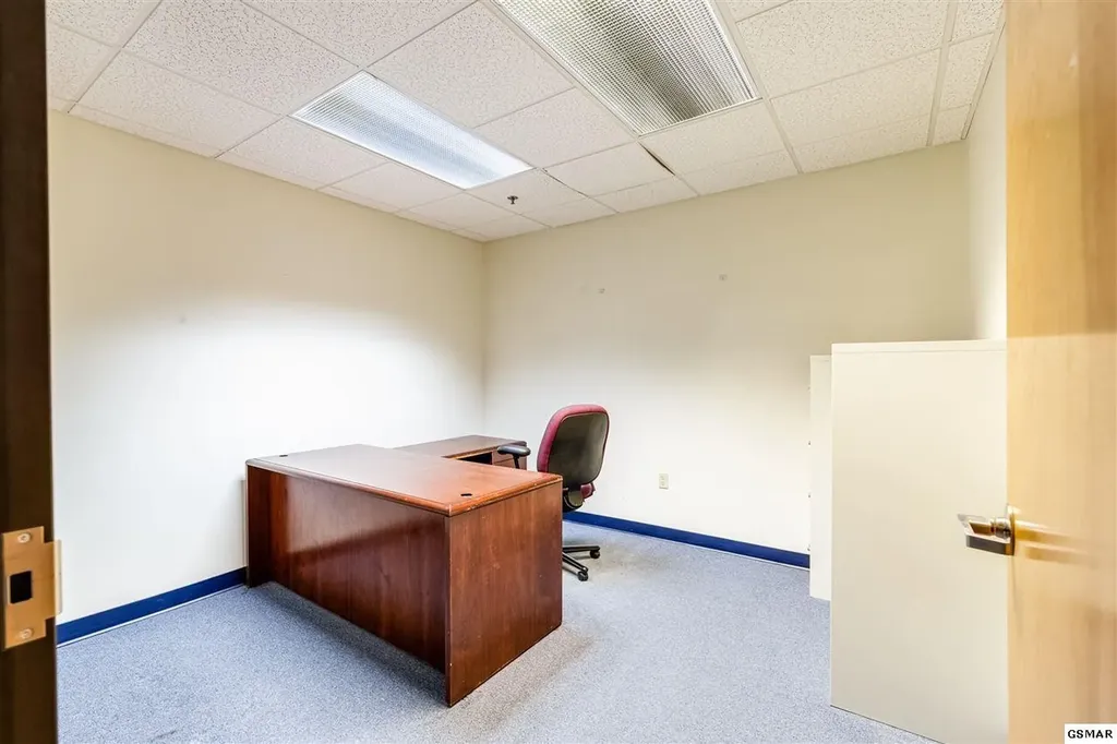 115 Broadway Avenue Oak Ridge TN 37830
