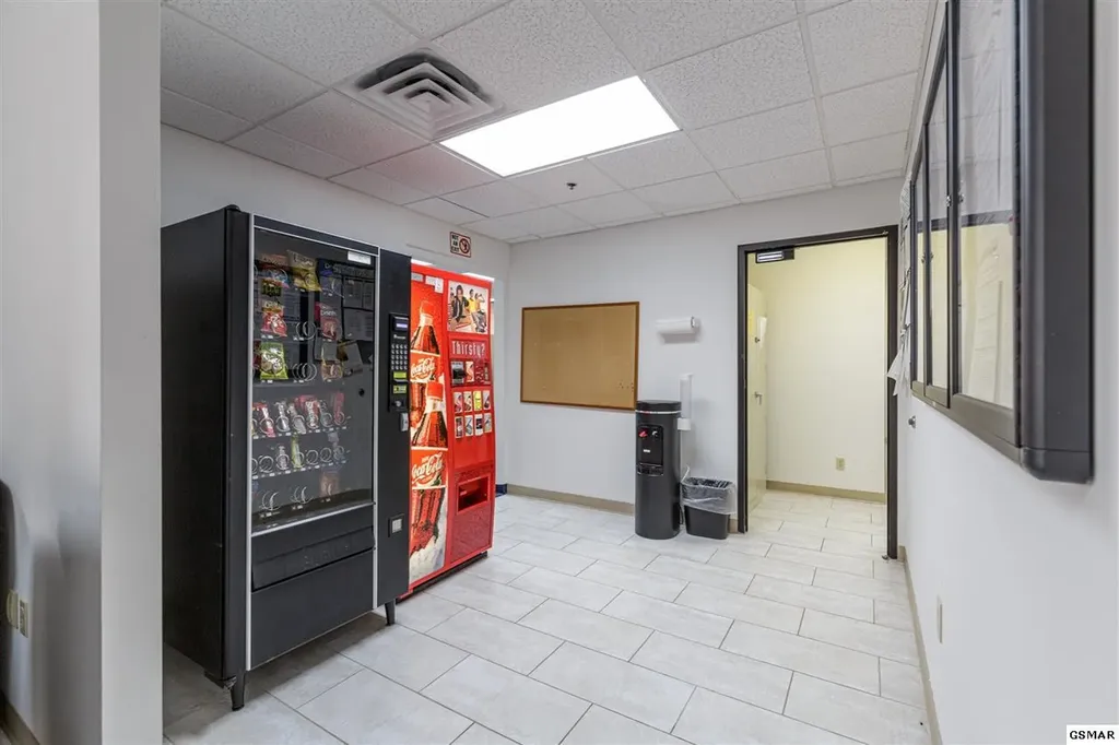 115 Broadway Avenue Oak Ridge TN 37830