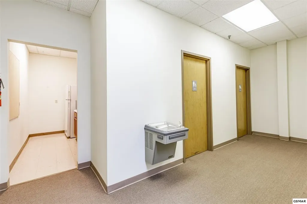 115 Broadway Avenue Oak Ridge TN 37830