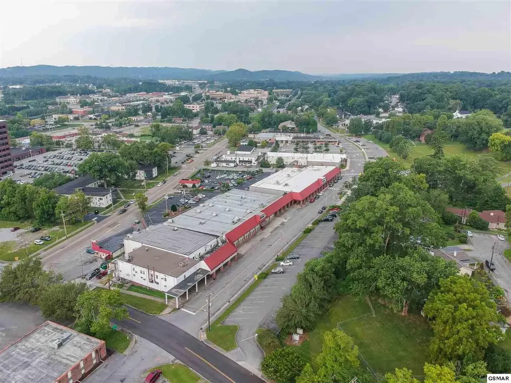 115 Broadway Avenue Oak Ridge TN 37830