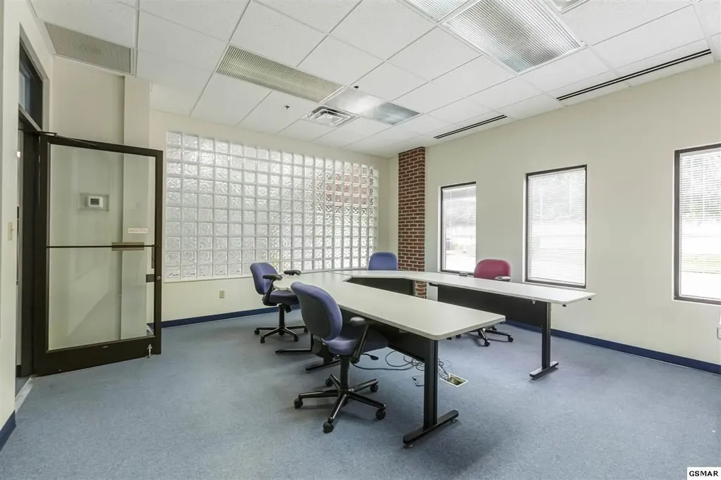 115 Broadway Avenue Oak Ridge TN 37830