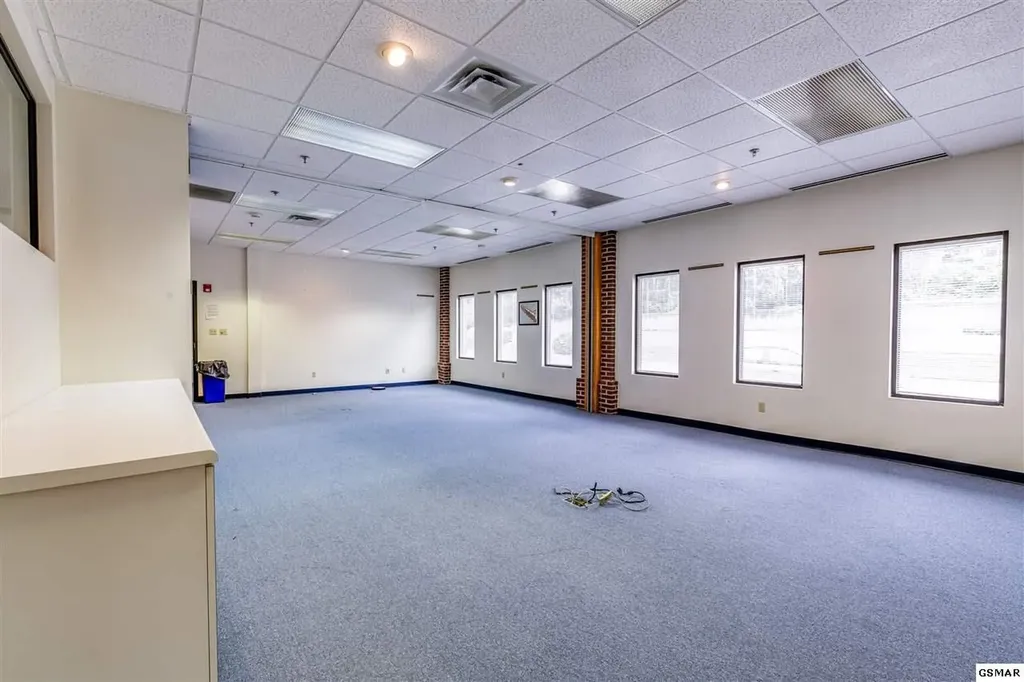 115 Broadway Avenue Oak Ridge TN 37830