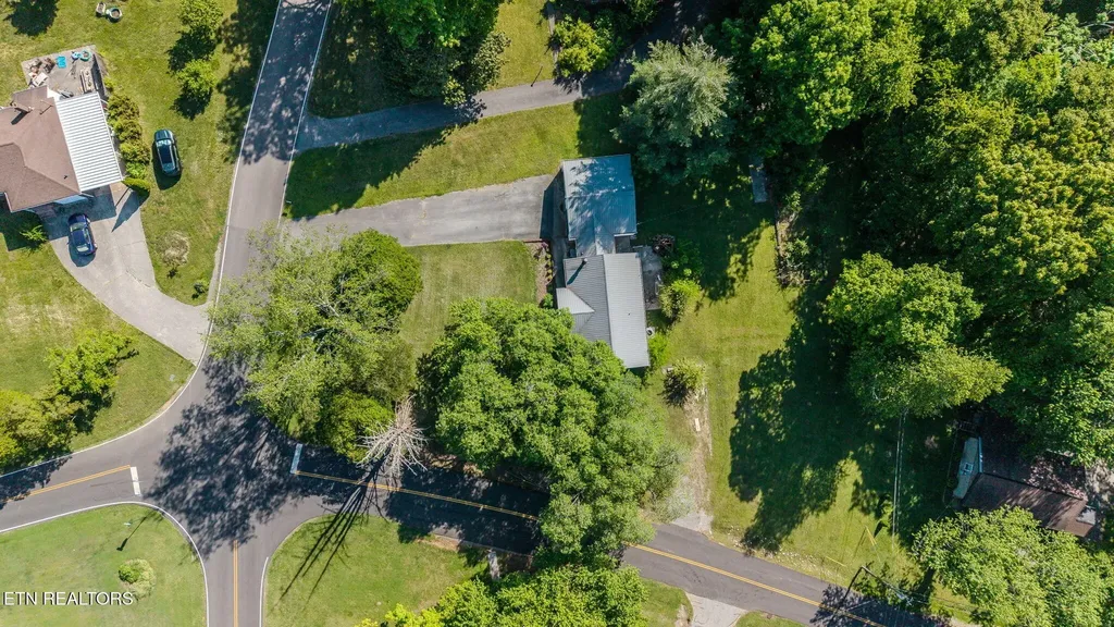 2800 Patrick Avenue Maryville TN 37804