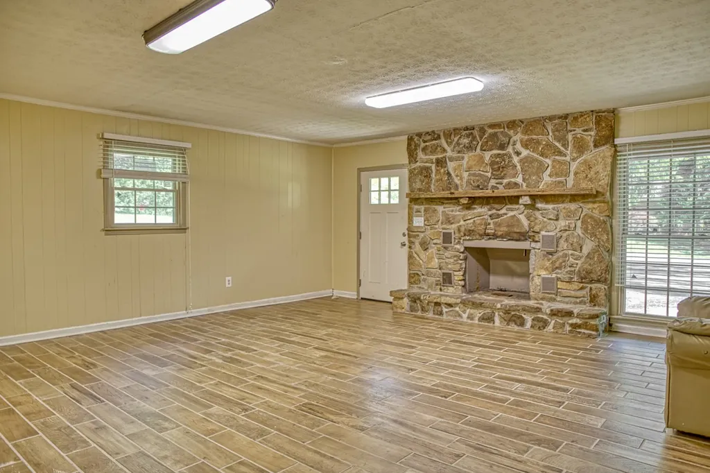 125 Ensor Drive Cookeville TN 38501