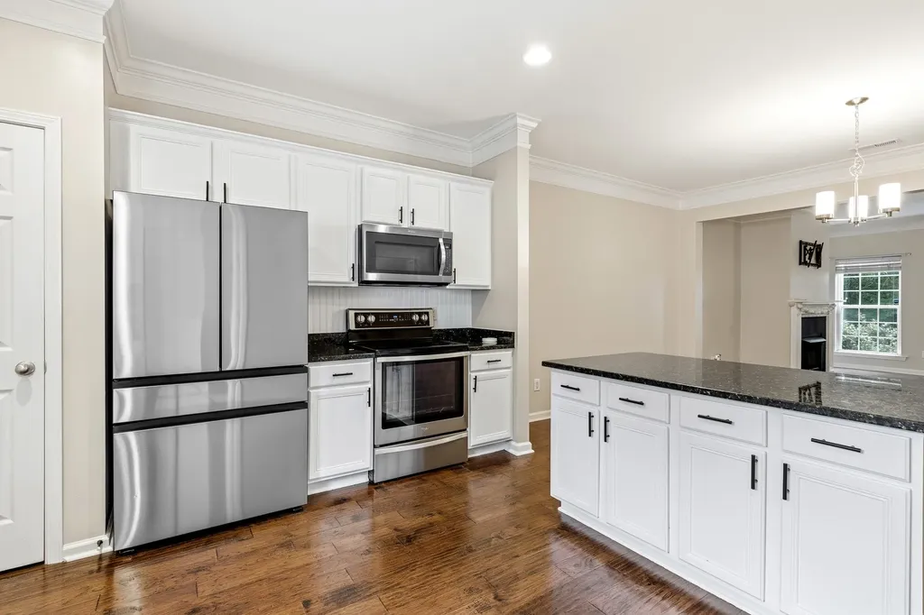 817 Hobbit Lane Nashville TN 37211