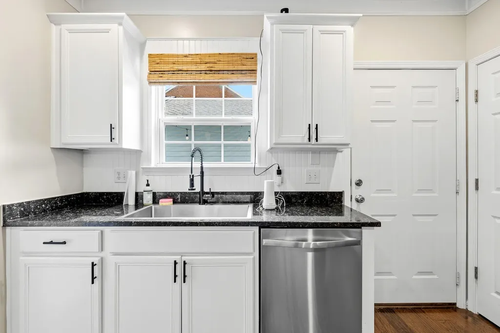 817 Hobbit Lane Nashville TN 37211