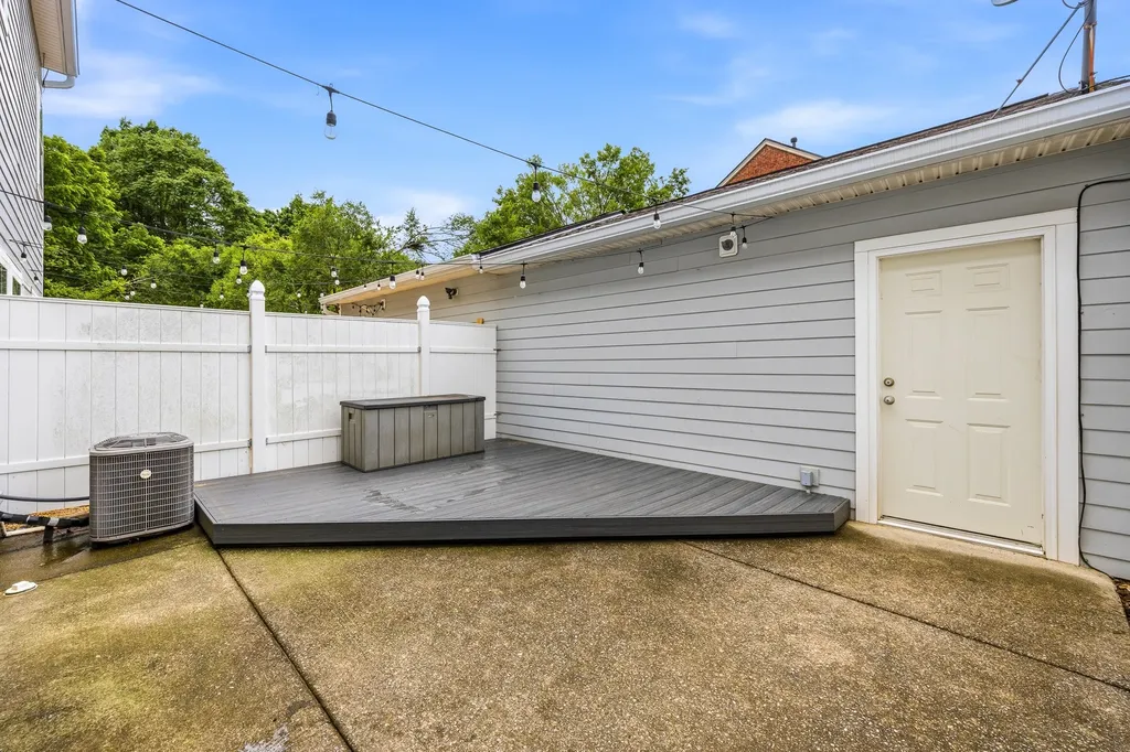 817 Hobbit Lane Nashville TN 37211