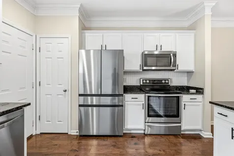 817 Hobbit Lane Nashville TN 37211