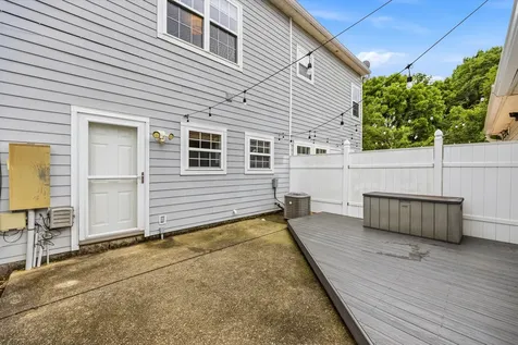 817 Hobbit Lane Nashville TN 37211