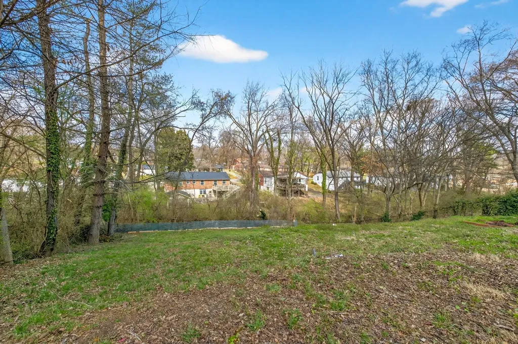 340 Binkley Drive Nashville TN 37211