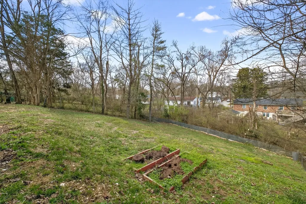 340 Binkley Drive Nashville TN 37211