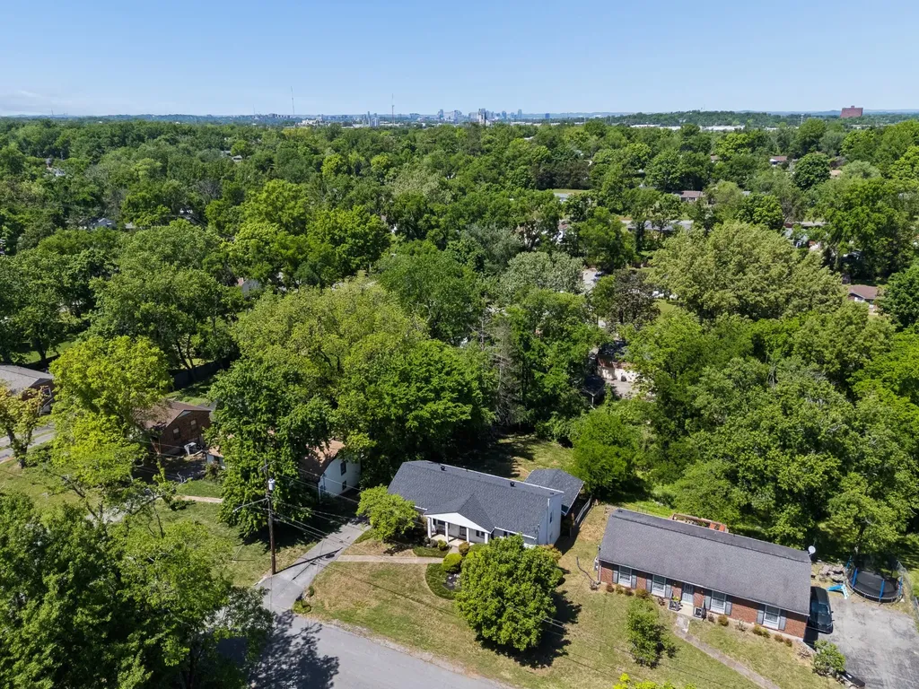 340 Binkley Drive Nashville TN 37211