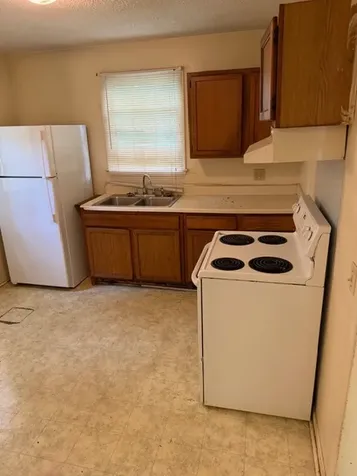 704 Glenview Dr, E Nashville TN 37206