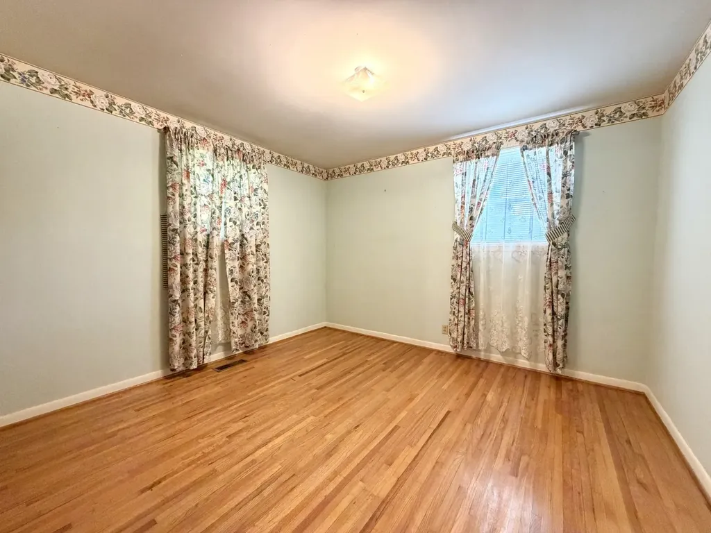 202 Charlemagne Boulevard Clarksville TN 37042