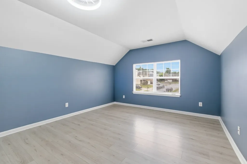 4925 Secretariat Drive Antioch TN 37013