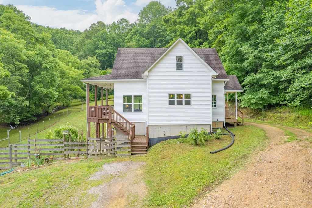 2650 Haywood Hollow Road Columbia TN 38401
