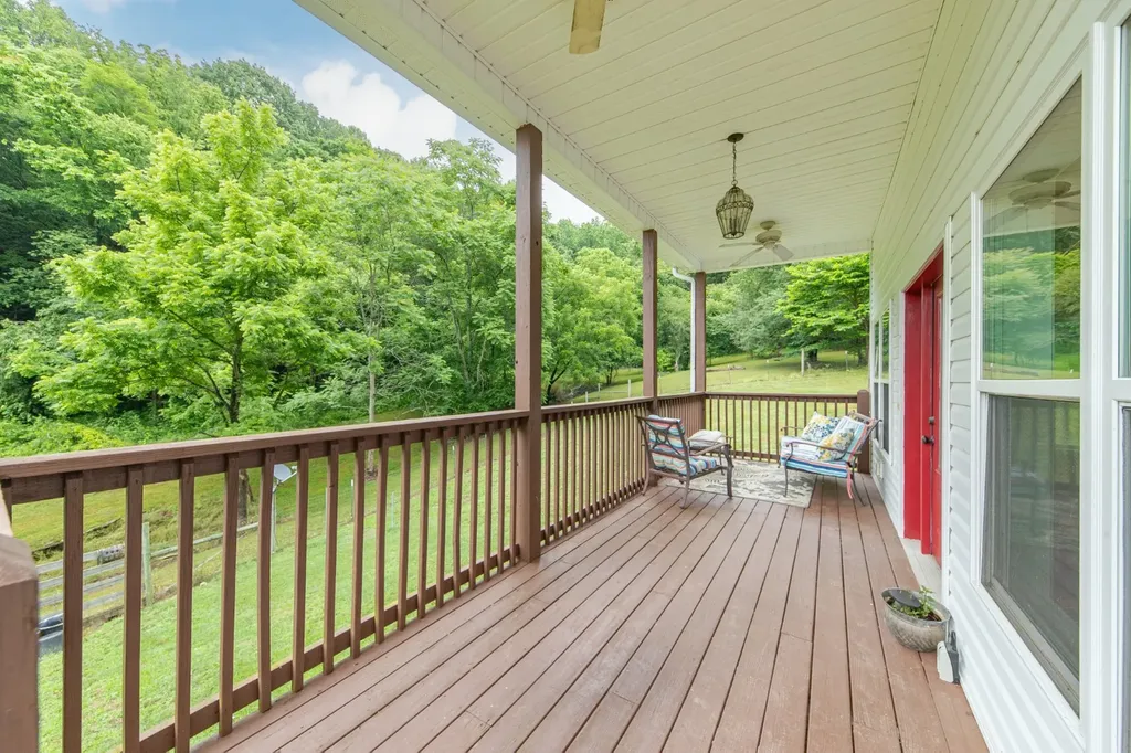 2650 Haywood Hollow Road Columbia TN 38401