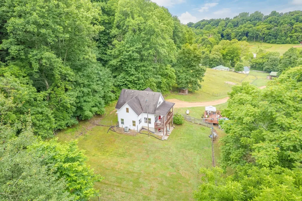 2650 Haywood Hollow Road Columbia TN 38401