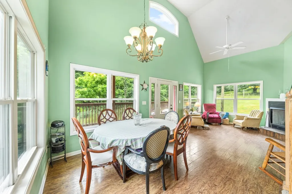 2650 Haywood Hollow Road Columbia TN 38401