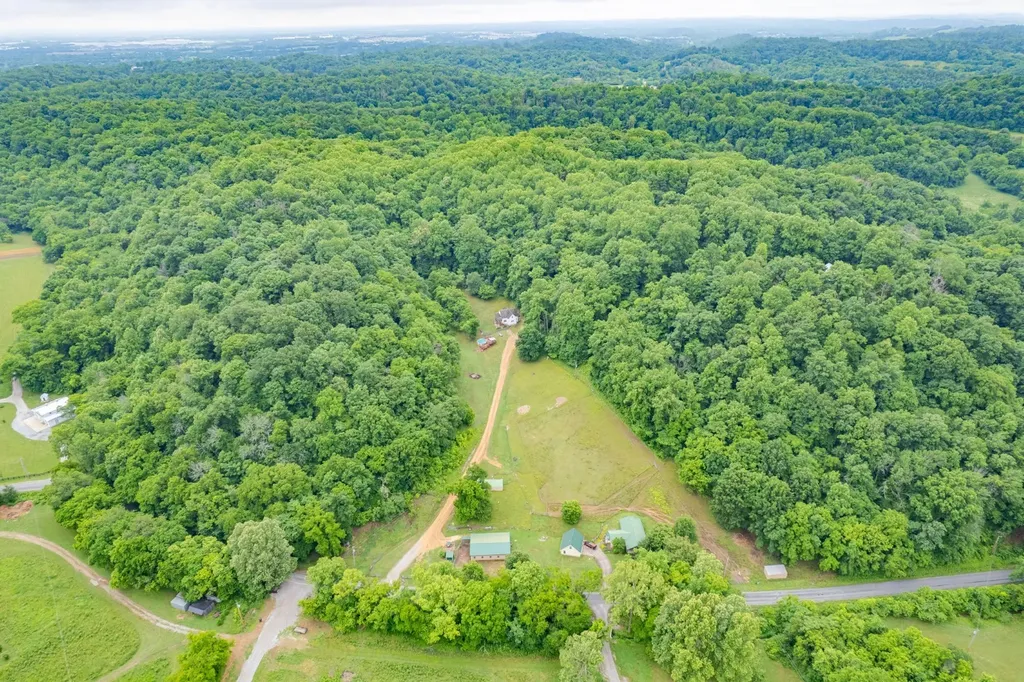 2650 Haywood Hollow Road Columbia TN 38401
