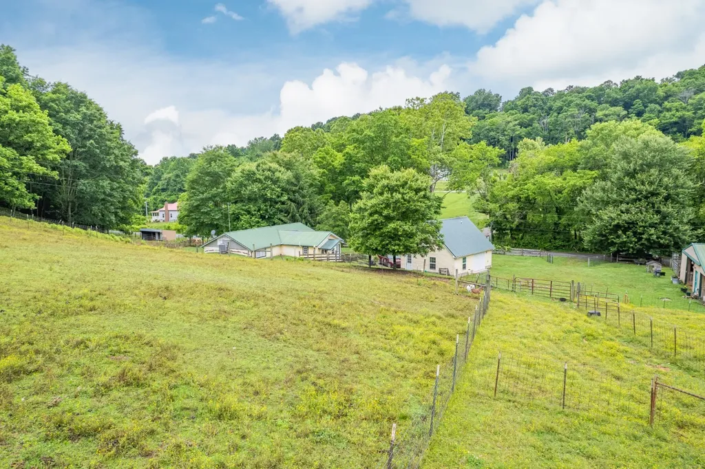 2650 Haywood Hollow Road Columbia TN 38401