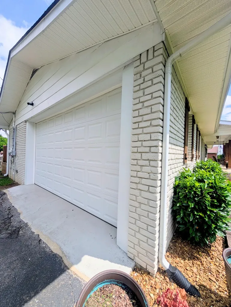 1106 S Chancery Street Mcminnville TN 37110