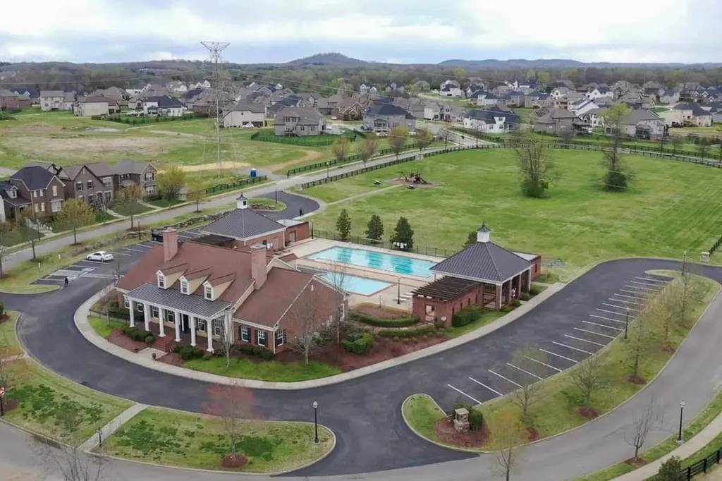 1330 Halter Park Drive Gallatin TN 37066