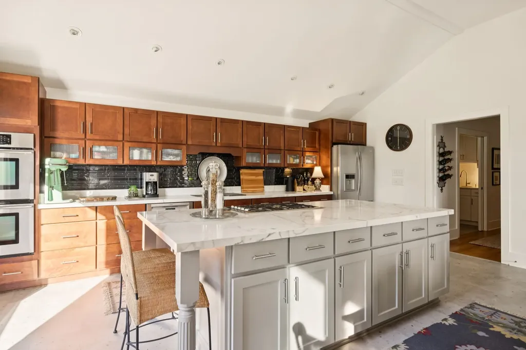 8016 Cloverland Drive Nashville TN 37211