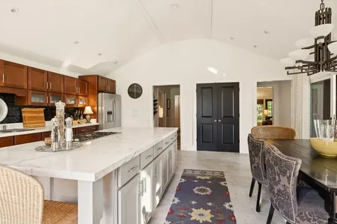 8016 Cloverland Drive Nashville TN 37211