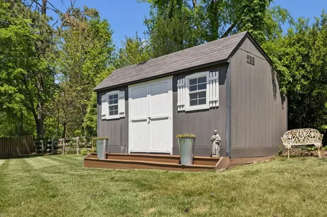 8016 Cloverland Drive Nashville TN 37211