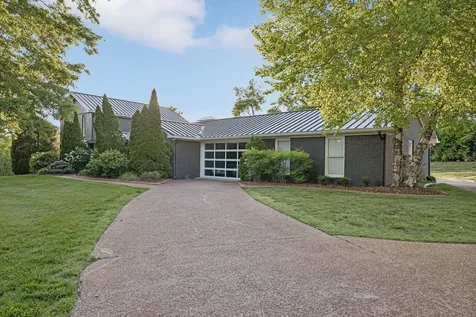 8016 Cloverland Drive Nashville TN 37211