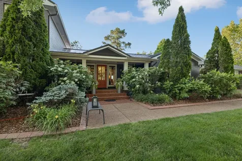 8016 Cloverland Drive Nashville TN 37211