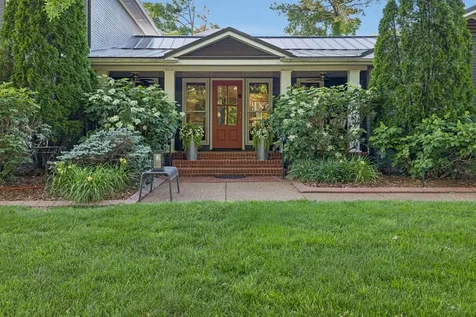 8016 Cloverland Drive Nashville TN 37211