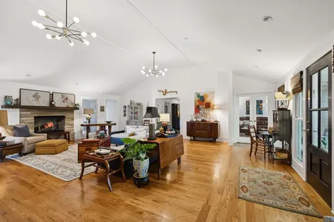 8016 Cloverland Drive Nashville TN 37211