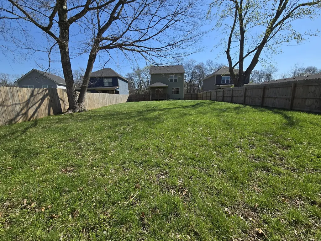 414A Oak Street Clarksville TN 37042