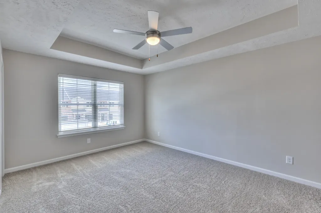 33 Hardwood Road Tullahoma TN 37388