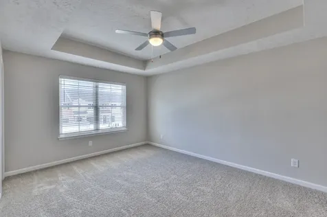 33 Hardwood Road Tullahoma TN 37388